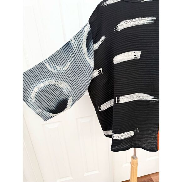 Shekina Womens Black White Forms in Silk Abstract Print 3/4 Sleeve Blouse Large - Picture 2 of 5